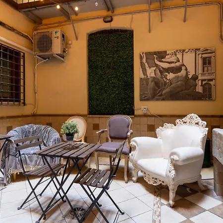 Domus 14 Bed & Breakfast