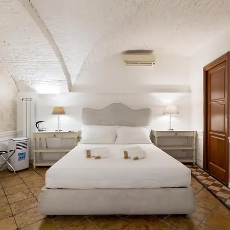 Domus 14 Bed & Breakfast